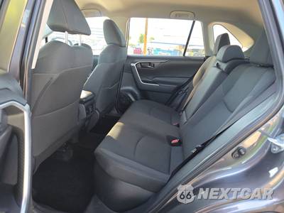 2024 Toyota RAV4 Hybrid LE - zdjęcie 13 z 23 - miniatura
