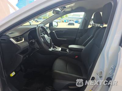 2024 Toyota RAV4 Hybrid LE - zdjęcie 7 z 21 - miniatura