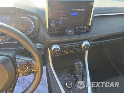 2024 Toyota RAV4 Hybrid LE - zdjęcie 11 z 24 - miniatura