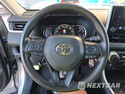 2023 Toyota RAV4 LE - zdjęcie 10 z 22 - miniatura