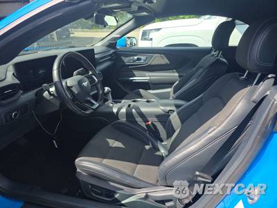 2024 Ford Mustang EcoBoost Convertible - zdjęcie 7 z 29 - miniatura