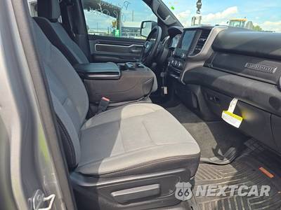 2022 Ram 1500 Big Horn Crew Cab Short Bed - zdjęcie 8 z 42 - miniatura