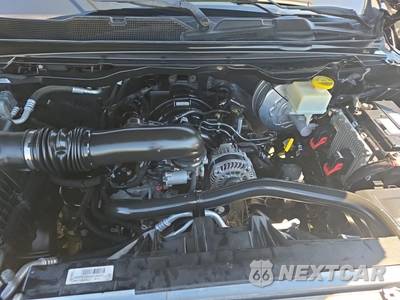 2021 Ram 1500 Big Horn Extended Cab Medium Bed - zdjęcie 18 z 21 - miniatura