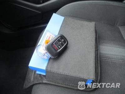 2025 Honda Civic Sedan Sport - zdjęcie 17 z 27 - miniatura