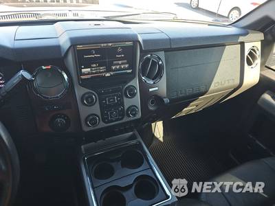 2016 Ford Super Duty F-250 Lariat Crew Cab Medium Bed - zdjęcie 11 z 30 - miniatura