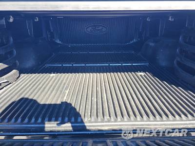 2016 Ford Super Duty F-250 Lariat Crew Cab Medium Bed - zdjęcie 16 z 30 - miniatura
