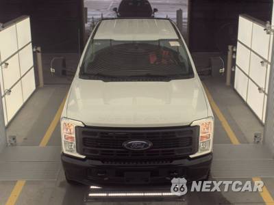 2025 Ford Super Duty F-250 XL Crew Cab Long Bed - zdjęcie 2 z 36 - miniatura