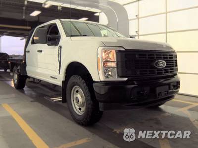 2025 Ford Super Duty F-250 XL Crew Cab Long Bed - zdjęcie 3 z 36 - miniatura
