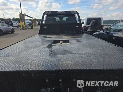 2024 Ford Super Duty F-550 Cab Chassis XLT Crew Cab DRW - zdjęcie 16 z 29 - miniatura
