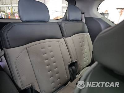 2026 Kia EV9 Wind - zdjęcie 14 z 27 - miniatura
