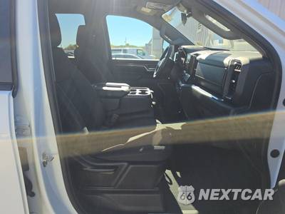 2025 Chevrolet Silverado 2500HD LT Crew Cab Medium Bed 1LT - zdjęcie 8 z 26 - miniatura