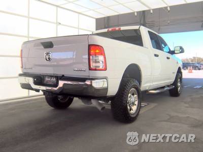 2022 Ram 2500 Big Horn Crew Cab Medium Bed - zdjęcie 4 z 24 - miniatura