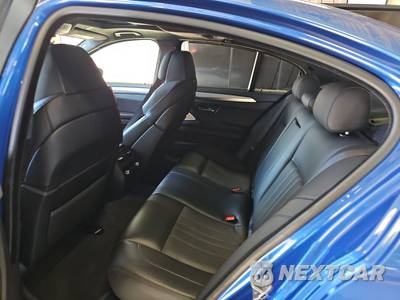 2013 BMW M5 Sedan - zdjęcie 13 z 34 - miniatura