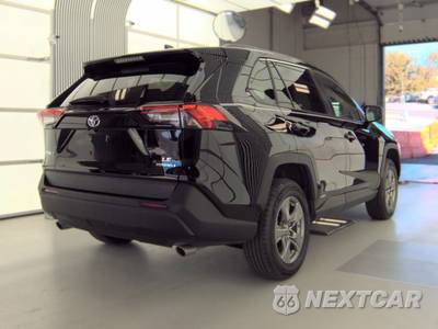 2024 Toyota RAV4 Hybrid LE - zdjęcie 4 z 36 - miniatura