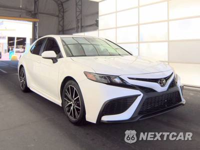 2021 Toyota Camry SE - zdjęcie 3 z 19 - miniatura
