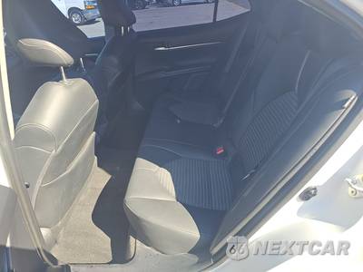 2021 Toyota Camry SE - zdjęcie 13 z 23 - miniatura