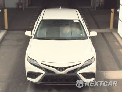 2021 Toyota Camry SE - zdjęcie 2 z 23 - miniatura
