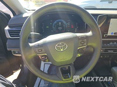 2026 Toyota Camry LE - zdjęcie 10 z 30 - miniatura