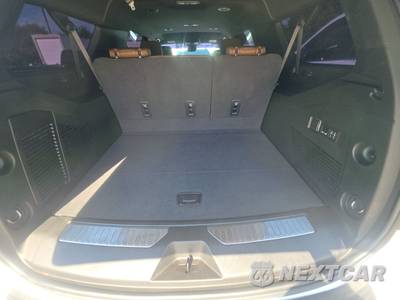 2023 Chevrolet Suburban High Country 3LZ - zdjęcie 16 z 24 - miniatura
