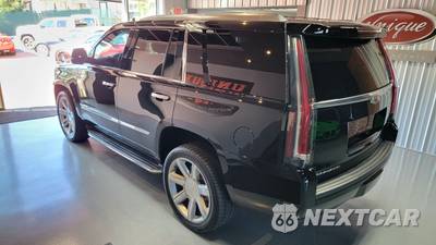 2017 Cadillac Escalade Luxury 1SB - zdjęcie 4 z 24 - miniatura