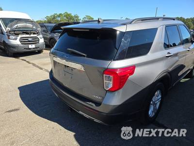 2022 Ford Explorer XLT - zdjęcie 4 z 21 - miniatura