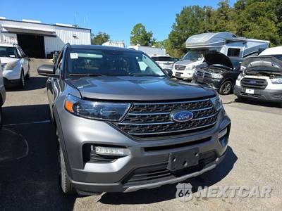2022 Ford Explorer XLT - zdjęcie 2 z 21 - miniatura