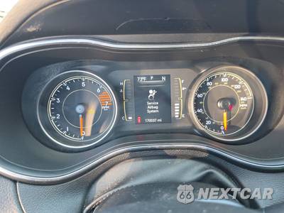 2019 Jeep Cherokee Altitude Edition - zdjęcie 12 z 29 - miniatura