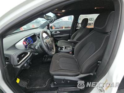 2024 Chrysler Pacifica Touring 121.6" WB - zdjęcie 12 z 43 - miniatura