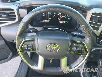 2023 Toyota Tundra Hybrid Platinum Crew Cab Short Bed - zdjęcie 10 z 23 - miniatura