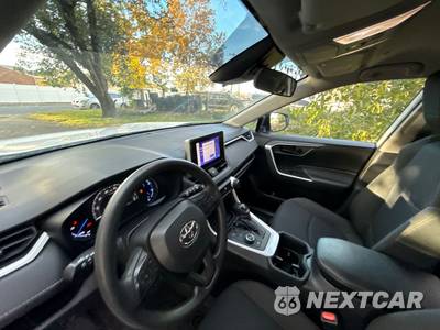 2024 Toyota RAV4 Hybrid LE - zdjęcie 53 z 127 - miniatura