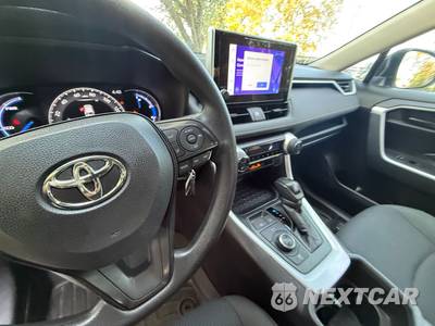 2024 Toyota RAV4 Hybrid LE - zdjęcie 64 z 127 - miniatura