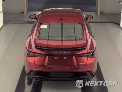 2026 Lexus IS 350 F SPORT - zdjęcie 5 z 18 - miniatura