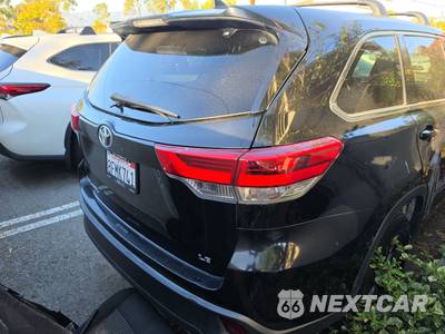 2018 Toyota Highlander LE Plus - zdjęcie 5 z 25 - miniatura