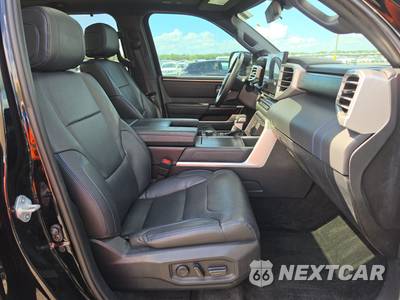 2023 Toyota Tundra Platinum Crew Cab Short Bed - zdjęcie 8 z 28 - miniatura
