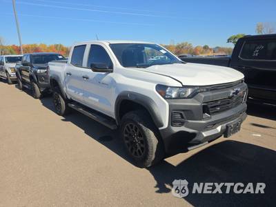 2024 Chevrolet Colorado Trail Boss Crew Cab Short Bed 0TR - zdjęcie 3 z 21 - miniatura