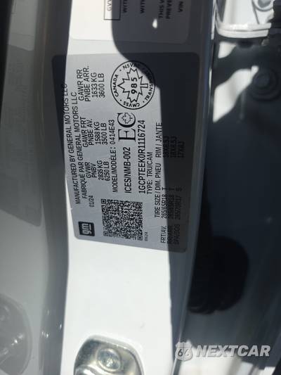 2024 Chevrolet Colorado Trail Boss Crew Cab Short Bed 0TR - zdjęcie 14 z 21 - miniatura