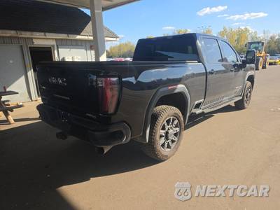 2024 GMC Sierra 2500HD AT4 Crew Cab Medium Bed - zdjęcie 4 z 27 - miniatura