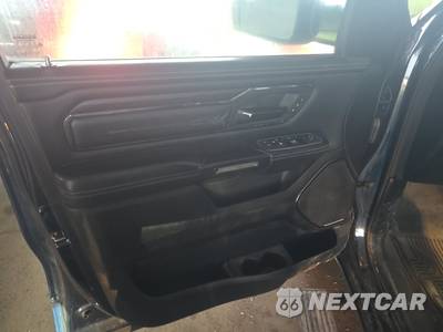 2022 Ram 1500 Limited Crew Cab Short Bed - zdjęcie 9 z 30 - miniatura