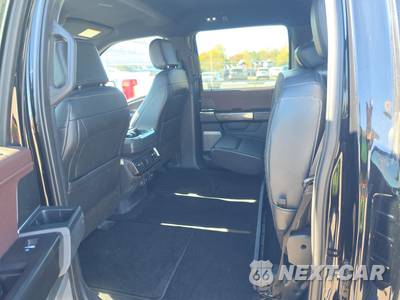 2023 Ford F-150 LARIAT Crew Cab Short Bed - zdjęcie 13 z 17 - miniatura