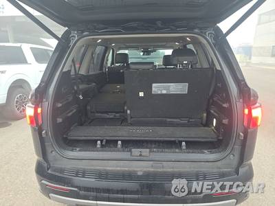 2023 Toyota Sequoia Limited - zdjęcie 17 z 26 - miniatura