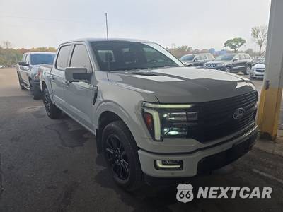 2024 Ford F-150 Platinum Crew Cab Short Bed - zdjęcie 3 z 22 - miniatura