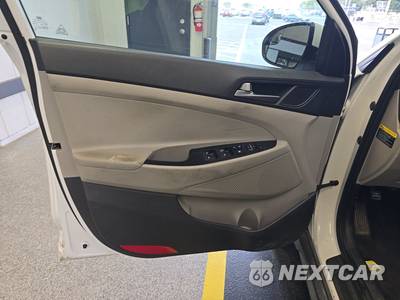 2017 Hyundai Tucson SE - zdjęcie 9 z 34 - miniatura