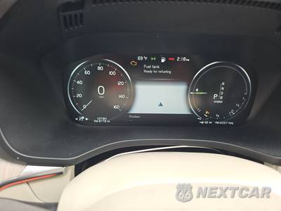 2019 Volvo XC60 Plug-In Hybrid T8 Inscription - zdjęcie 12 z 37 - miniatura