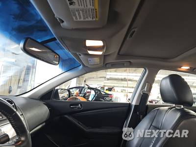 2011 Nissan Altima 3.5 SR Sedan - zdjęcie 20 z 36 - miniatura