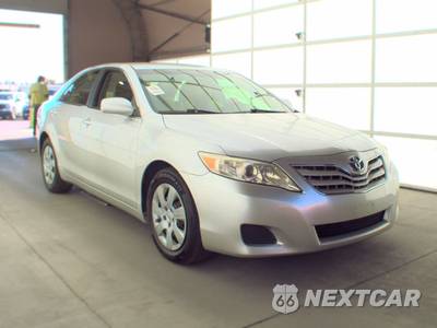 2010 Toyota Camry - zdjęcie 3 z 29 - miniatura