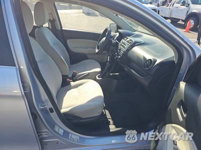 2017 Mitsubishi Mirage G4 ES - zdjęcie 8 z 39 - miniatura