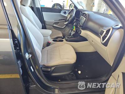 2020 Kia Soul LX - zdjęcie 8 z 32 - miniatura
