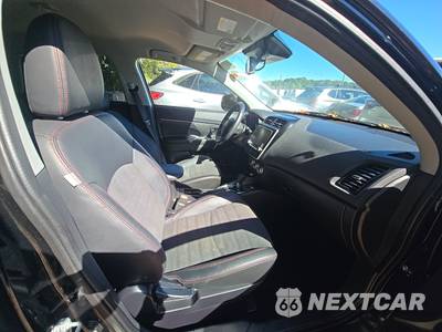 2023 Mitsubishi Outlander Sport 2.0 SE - zdjęcie 8 z 28 - miniatura