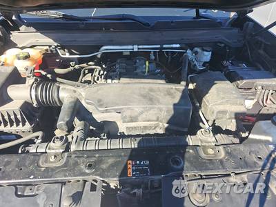 2022 Chevrolet Colorado WT Crew Cab Medium Bed 2WT - zdjęcie 15 z 32 - miniatura
