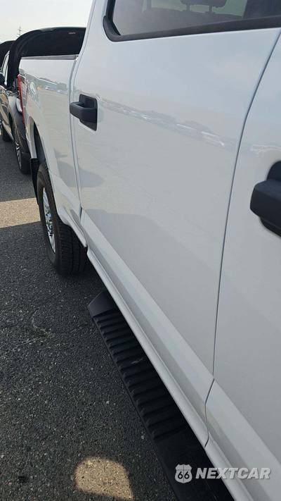 2018 Ford Super Duty F-250 XLT Crew Cab Medium Bed - zdjęcie 26 z 27 - miniatura